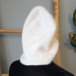 Aritzia AUXILIARY Cashmere Knit Beanie